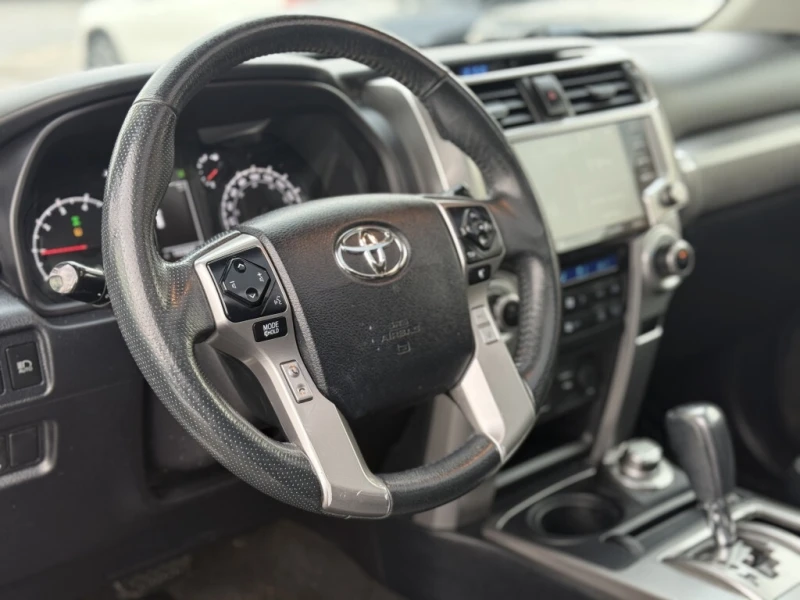 Toyota 4runner * SR5 Premium 4.0L 4WD * CARFAX * ЦЕНА ДО БГ, снимка 11 - Автомобили и джипове - 52991595