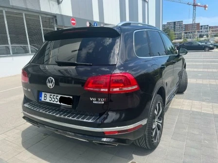 VW Touareg 3.0 TDI R-LINE, снимка 6 - Автомобили и джипове - 47479348