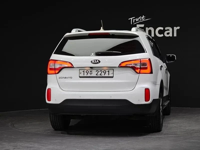 Kia Sorento, снимка 4 - Автомобили и джипове - 56719793