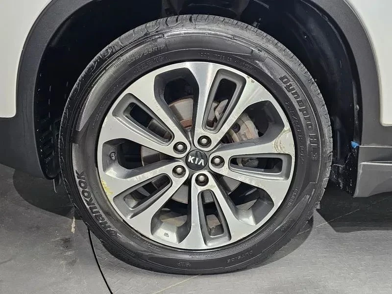 Kia Sorento, снимка 5 - Автомобили и джипове - 56719793