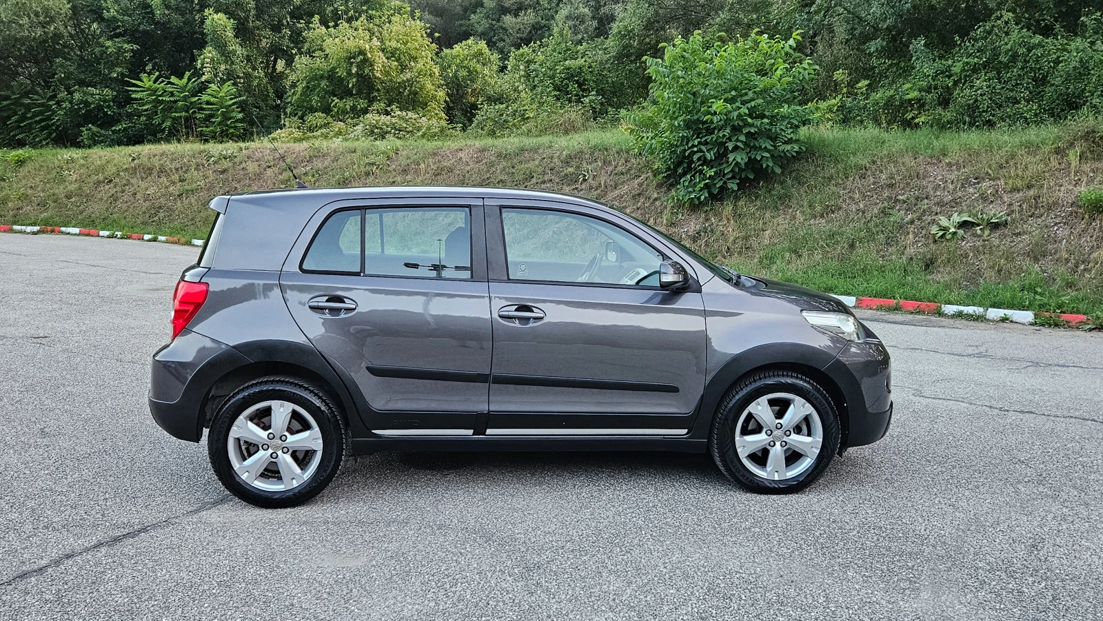 Toyota Urban Cruiser 1.4D4d AWD/KLIMATRONIK - изображение 6