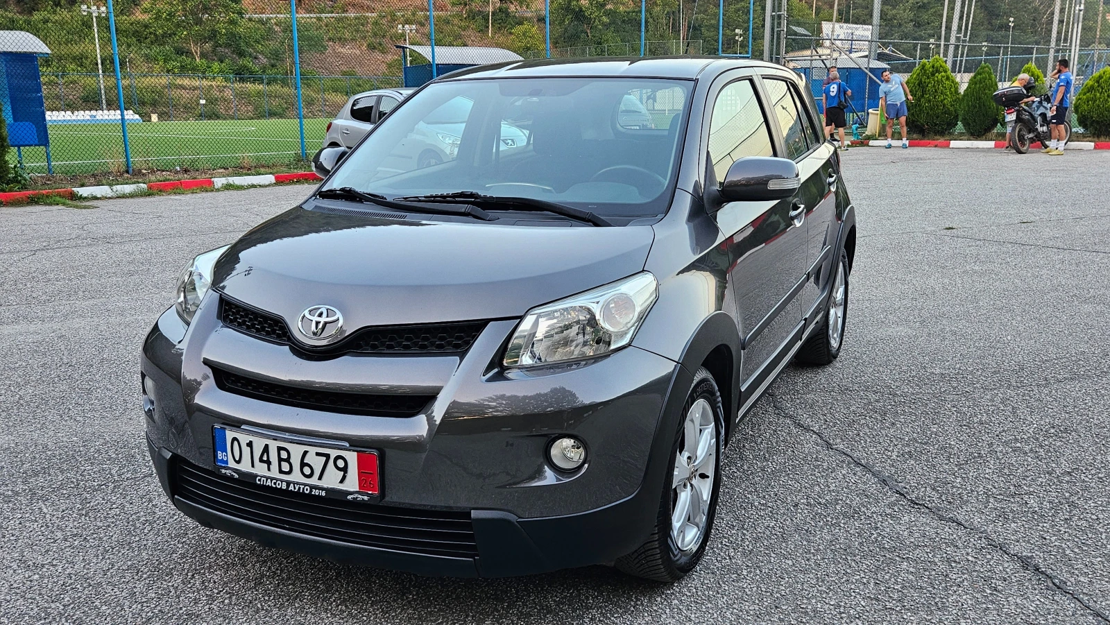 Toyota Urban Cruiser 1.4D4d AWD/KLIMATRONIK | Mobile.bg   1