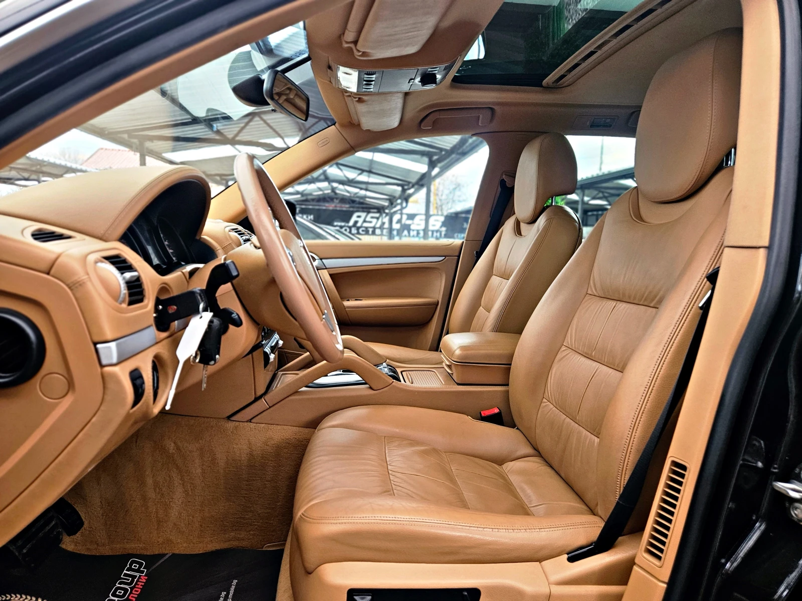 Porsche Cayenne 3.0TDI/SPORT/FACE/BOSE/AIRMATIC/TEMPOMAT/ШИБЕДАХ/L, снимка 15 - Автомобили и джипове - 53730856