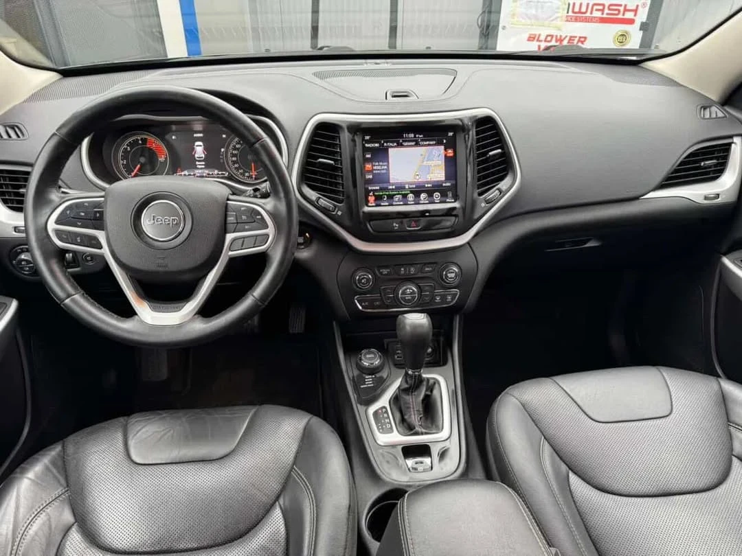 Jeep Cherokee, снимка 8 - Автомобили и джипове - 54208191