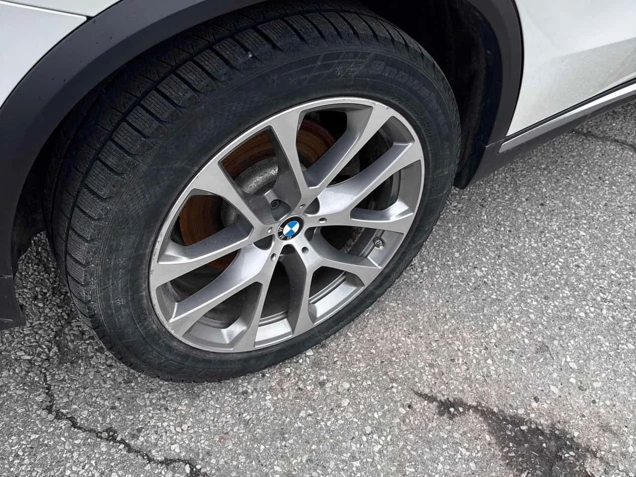 BMW X5 * xDrive40i * ЛИЦЕНЗИРАН ДИЛЪР * ПОДГРЕВ * КАМЕРА , снимка 7 - Автомобили и джипове - 54116271