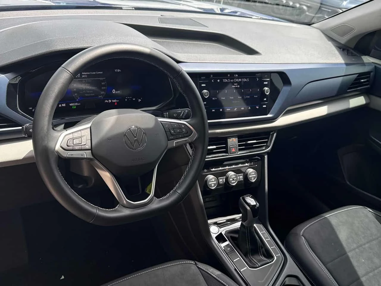 VW Taos * Comfortline * CARFAX * 2 КЛЮЧА * KEYLESS * , снимка 5 - Автомобили и джипове - 54630636