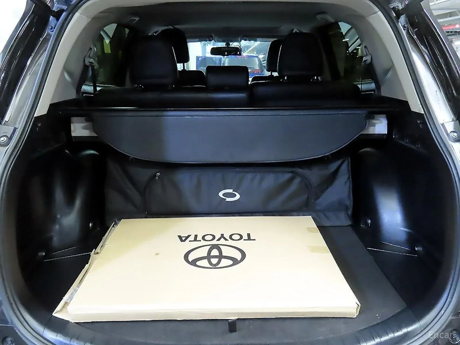 Toyota Rav4, снимка 17 - Автомобили и джипове - 55003191