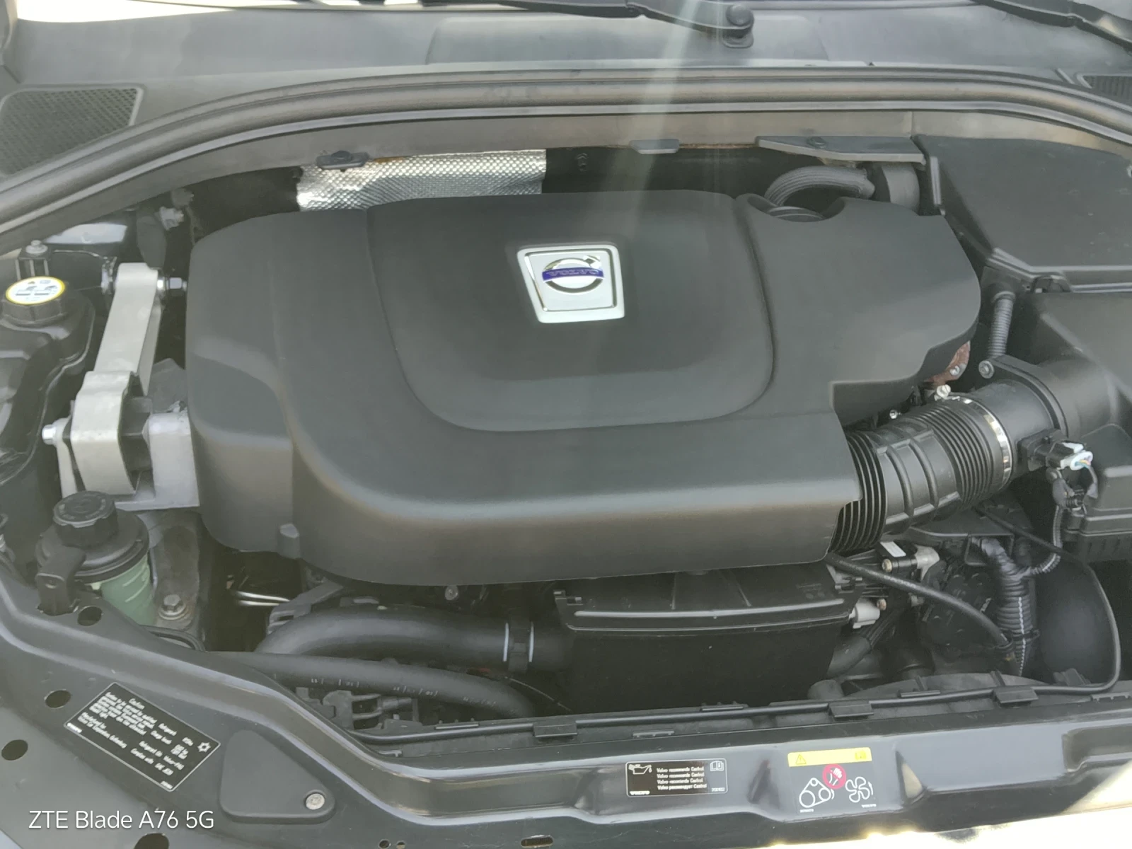Volvo XC60 R - Desingn Кожен салон, снимка 8 - Автомобили и джипове - 55223841