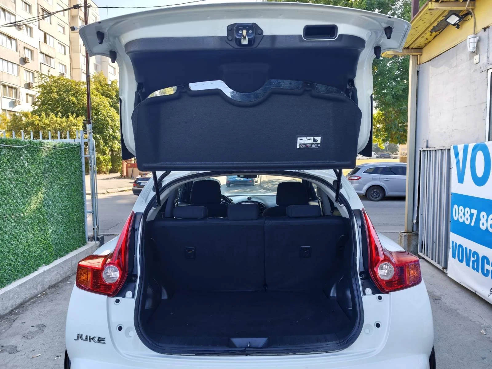 Nissan Juke 1.6 бензин газ, снимка 7 - Автомобили и джипове - 55741348