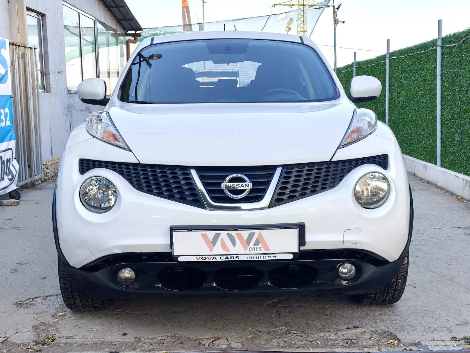 Nissan Juke 1.6 бензин газ, снимка 2 - Автомобили и джипове - 55741348