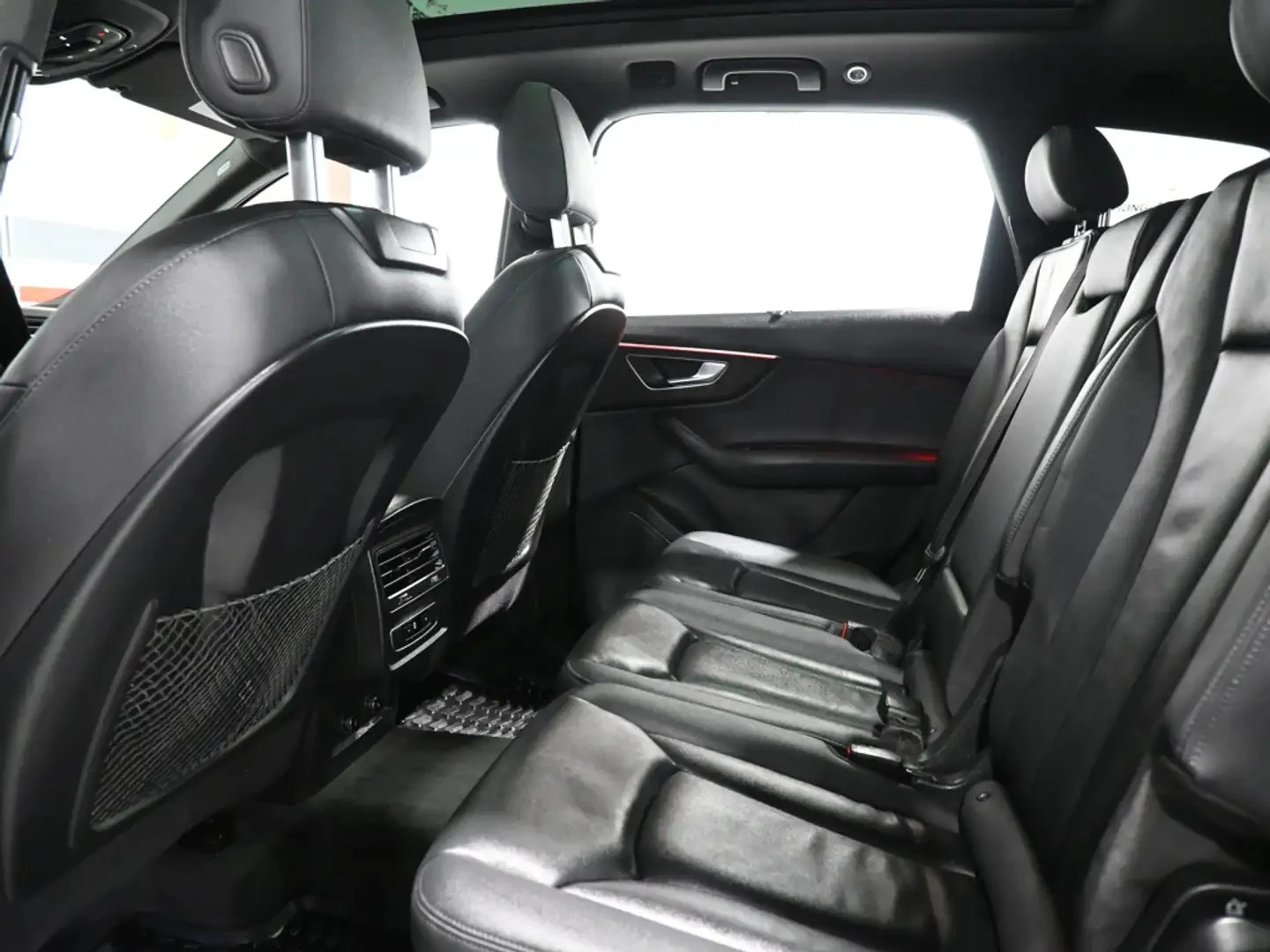 Audi Q7 PROGRESSIV S LINE ЦЕНА ДО БЪЛГАРИЯ АВТОКРЕДИТ, снимка 17 - Автомобили и джипове - 56022463