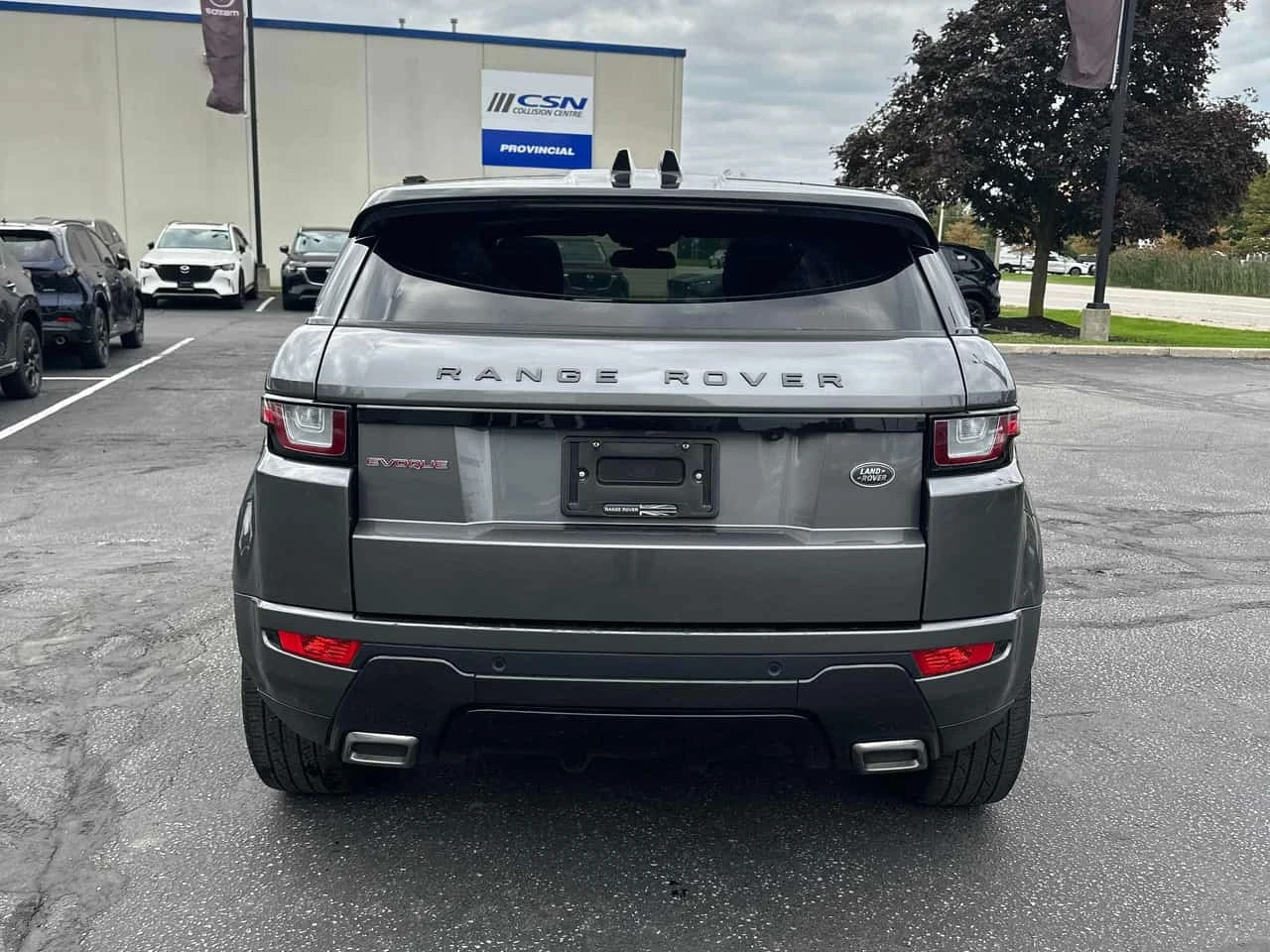 Land Rover Range Rover Evoque * Landmark Special Edition* АВТОКРЕДИТ* , снимка 4 - Автомобили и джипове - 56268523