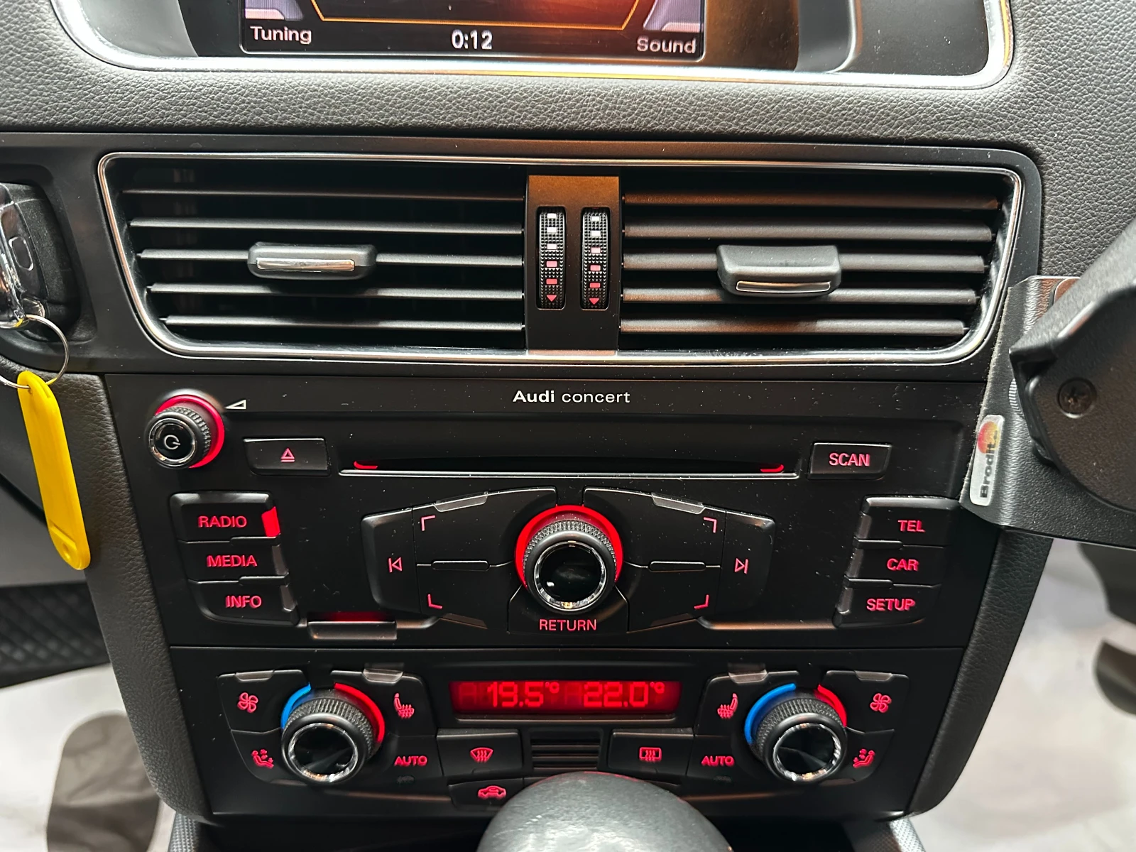 Audi Q5 3.0 V6 TDI quattro , снимка 14 - Автомобили и джипове - 56327957