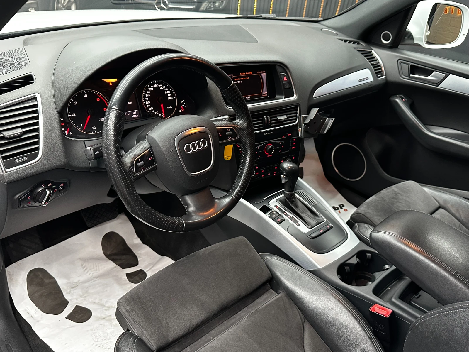 Audi Q5 3.0 V6 TDI quattro , снимка 7 - Автомобили и джипове - 56327957