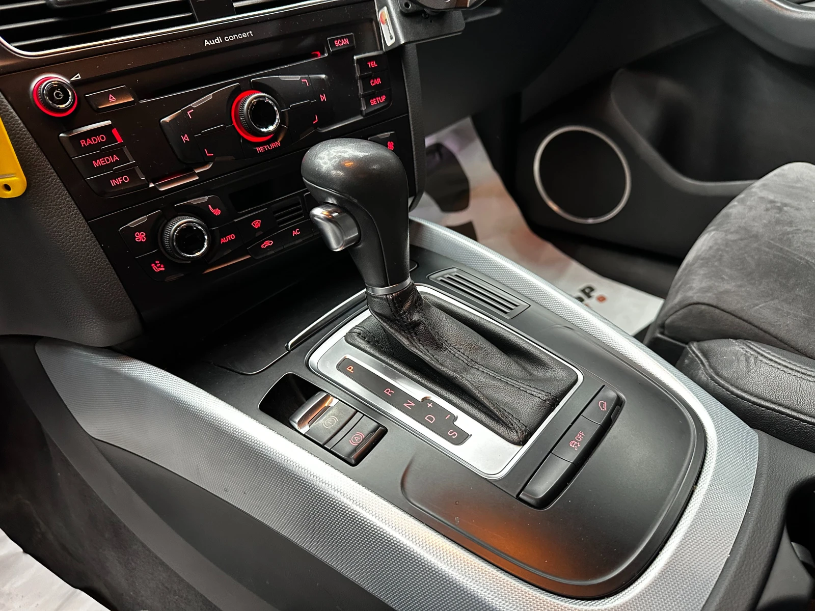Audi Q5 3.0 V6 TDI quattro , снимка 10 - Автомобили и джипове - 56327957