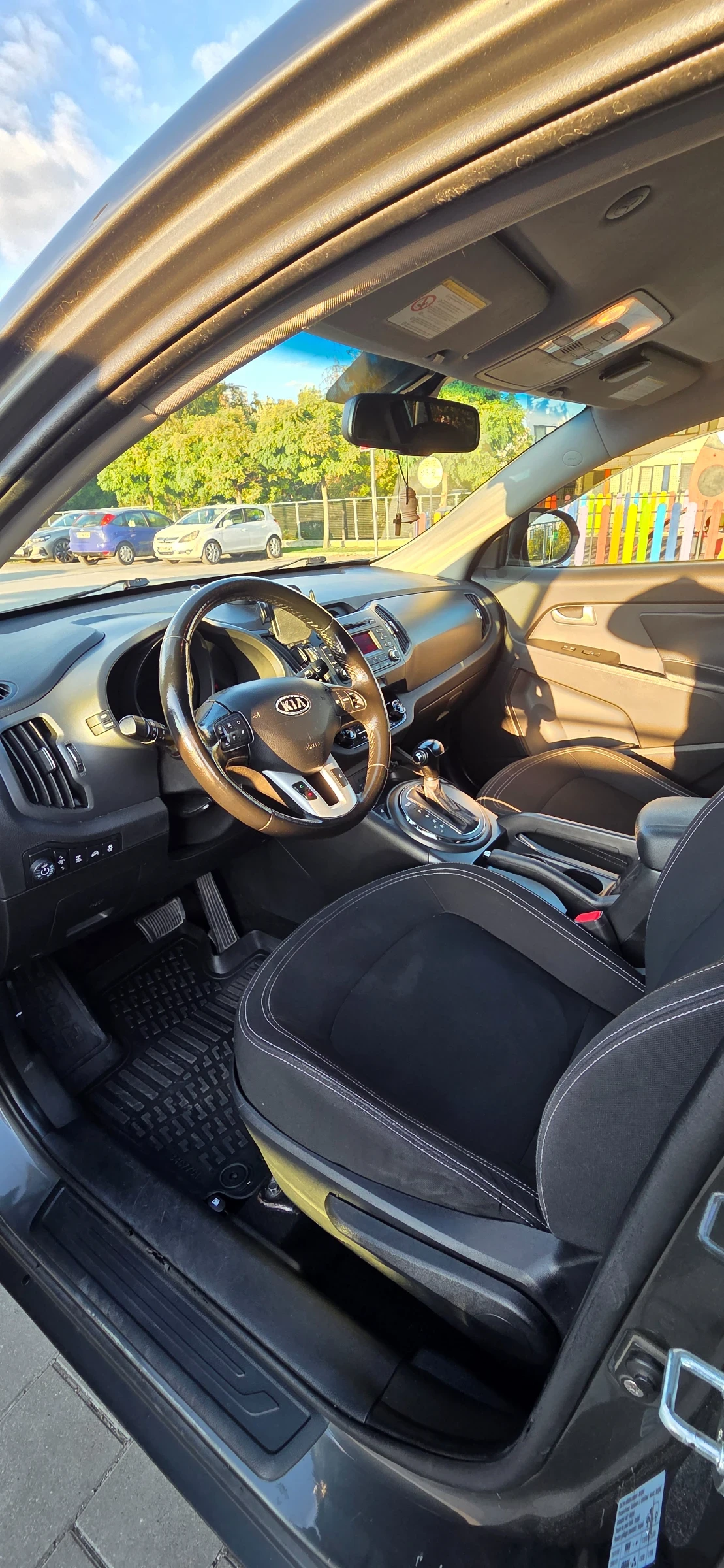 Kia Sportage, снимка 5 - Автомобили и джипове - 56357236