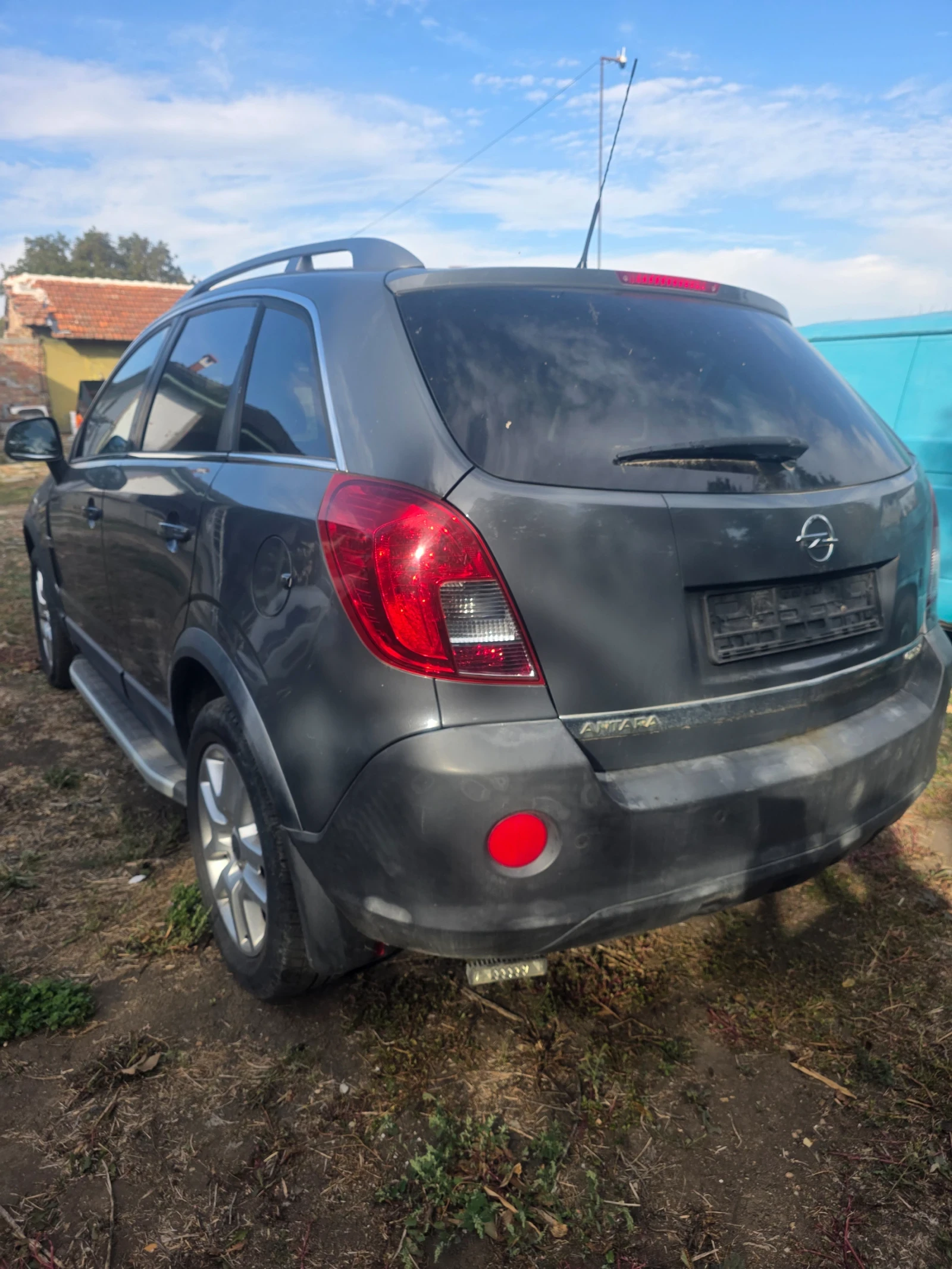 Opel Antara, снимка 4 - Автомобили и джипове - 56375318