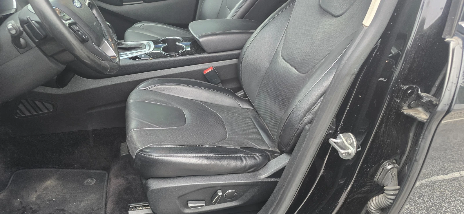Ford Edge 2.0 Titanium AWD, снимка 10 - Автомобили и джипове - 56502275