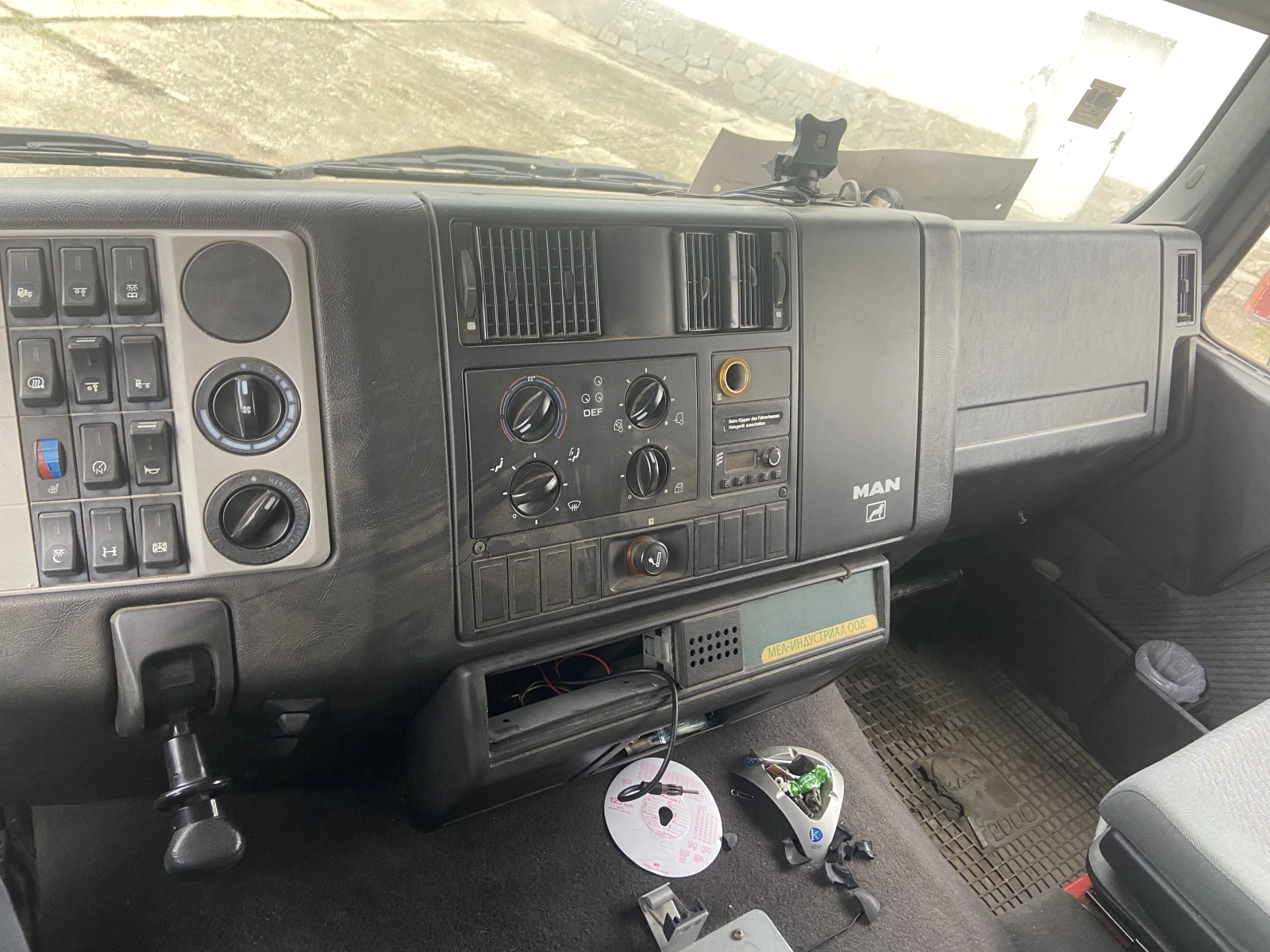 Man 26.414 �������, ����� | Mobile.bg � ����������� 12