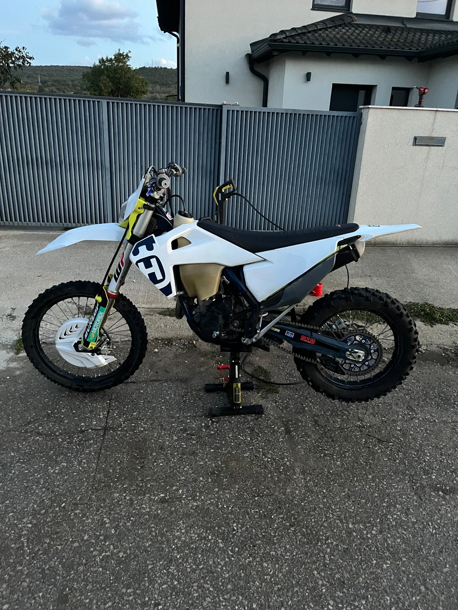 Husqvarna FE