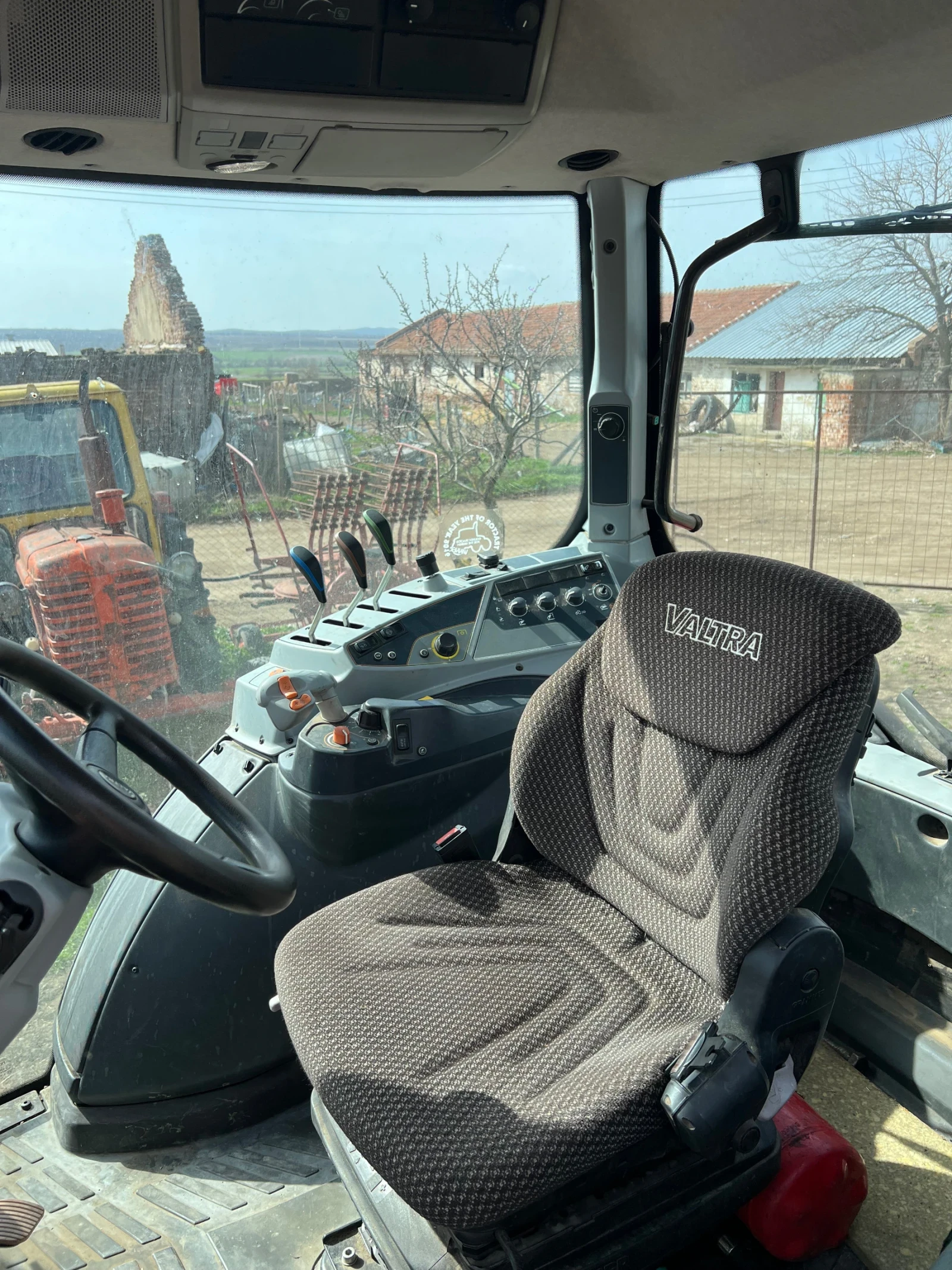 Трактор Valtra N154EH5 - изображение 8