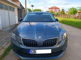 Skoda Octavia AUTOMATIC NAVI НАПЪЛНО ОБСЛУЖЕНА , снимка 2