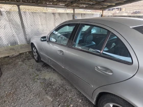 Mercedes-Benz E 270, снимка 10