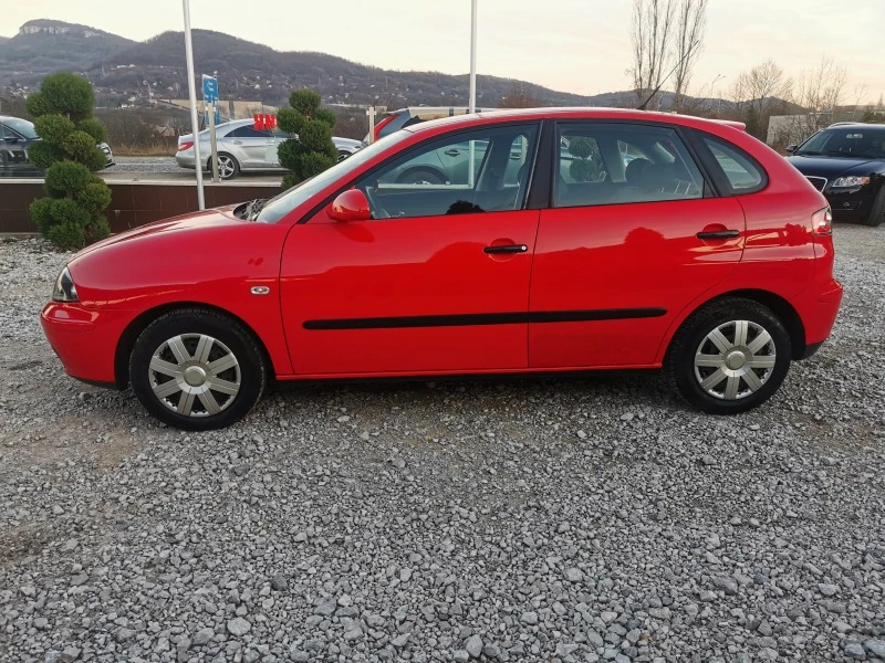 Seat Ibiza 1.2 КЛИМАТИК РЕАЛНИ КИЛОМЕТРИ, снимка 2 - Автомобили и джипове - 39219667