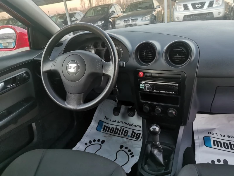 Seat Ibiza 1.2 КЛИМАТИК РЕАЛНИ КИЛОМЕТРИ, снимка 12 - Автомобили и джипове - 39219667