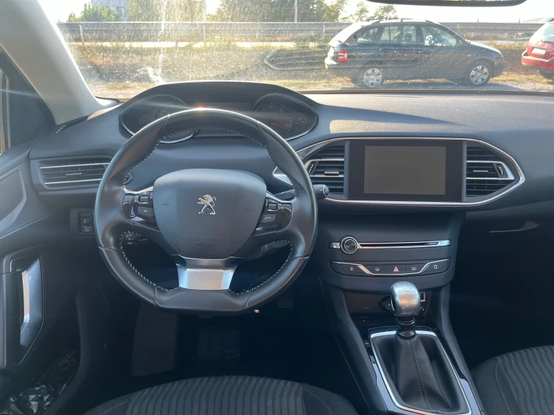 Peugeot 308 1.6hdi, снимка 11 - Автомобили и джипове - 47224030