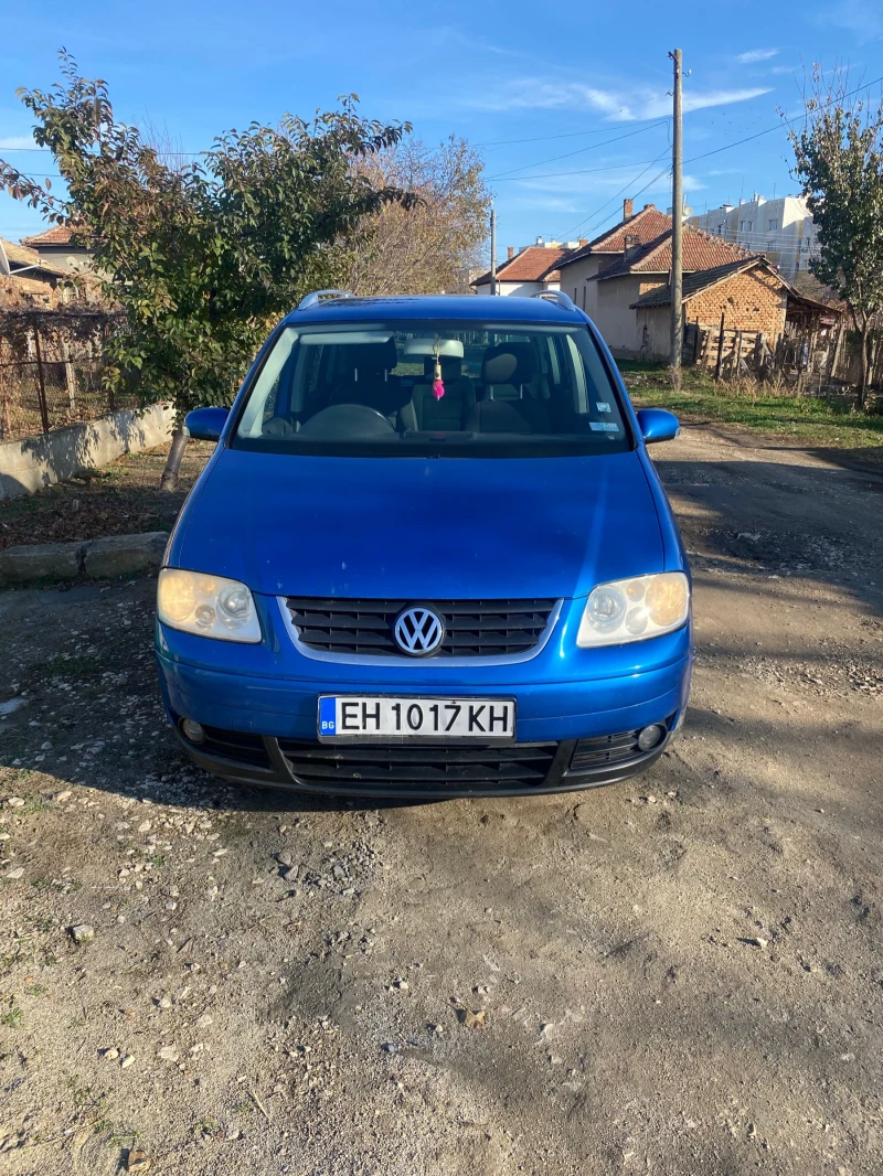 VW Touran, снимка 1 - Автомобили и джипове - 48034692