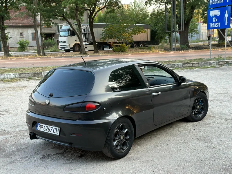 Alfa Romeo 147, снимка 6 - Автомобили и джипове - 48299771