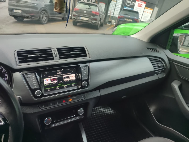 Skoda Fabia, снимка 6 - Автомобили и джипове - 48773637