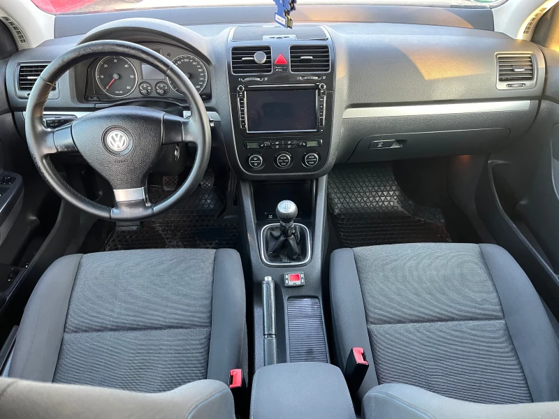 VW Golf 1.9tdi, 6 скорости, GTI пакет, снимка 8 - Автомобили и джипове - 49230719