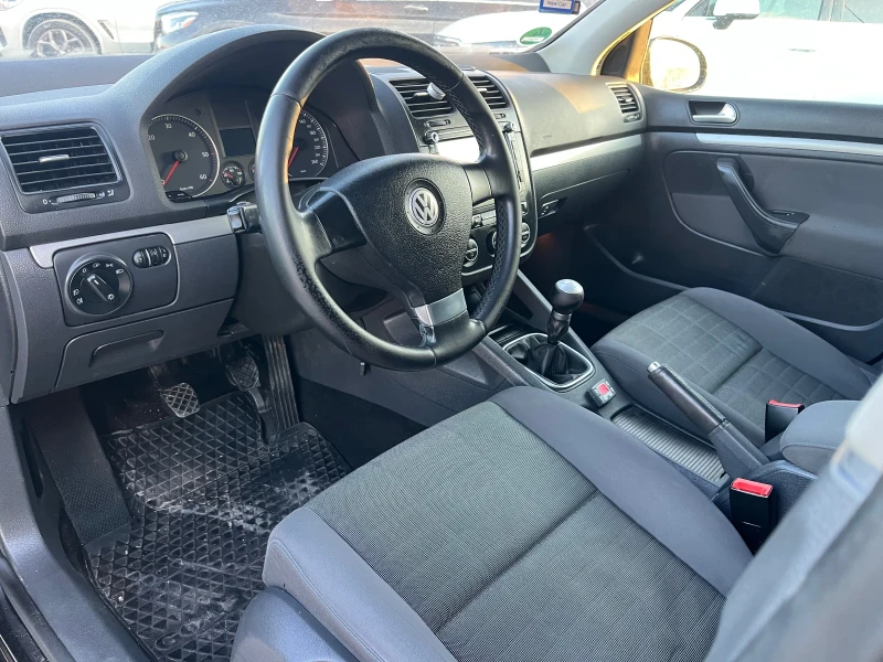 VW Golf 1.9tdi, 6 скорости, GTI пакет, снимка 7 - Автомобили и джипове - 49230719