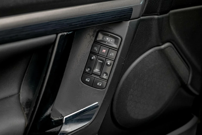 Opel Signum 1.9 CDTI 16V/Cosmo/OPC LINE/Подгрев/Solar Protect, снимка 8 - Автомобили и джипове - 51278206