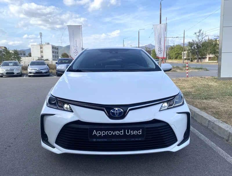 Toyota Corolla 1.8 HEV, снимка 2 - Автомобили и джипове - 51842913