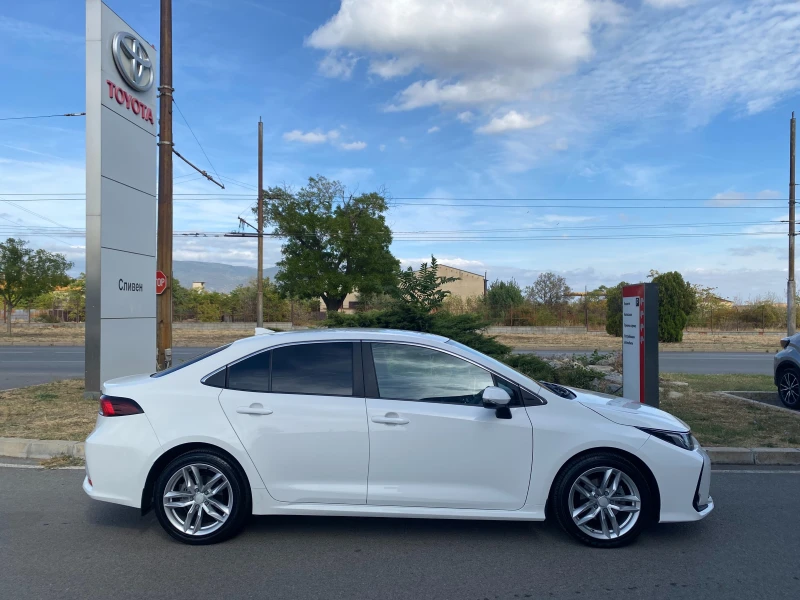 Toyota Corolla 1.8 HEV, снимка 3 - Автомобили и джипове - 51842913