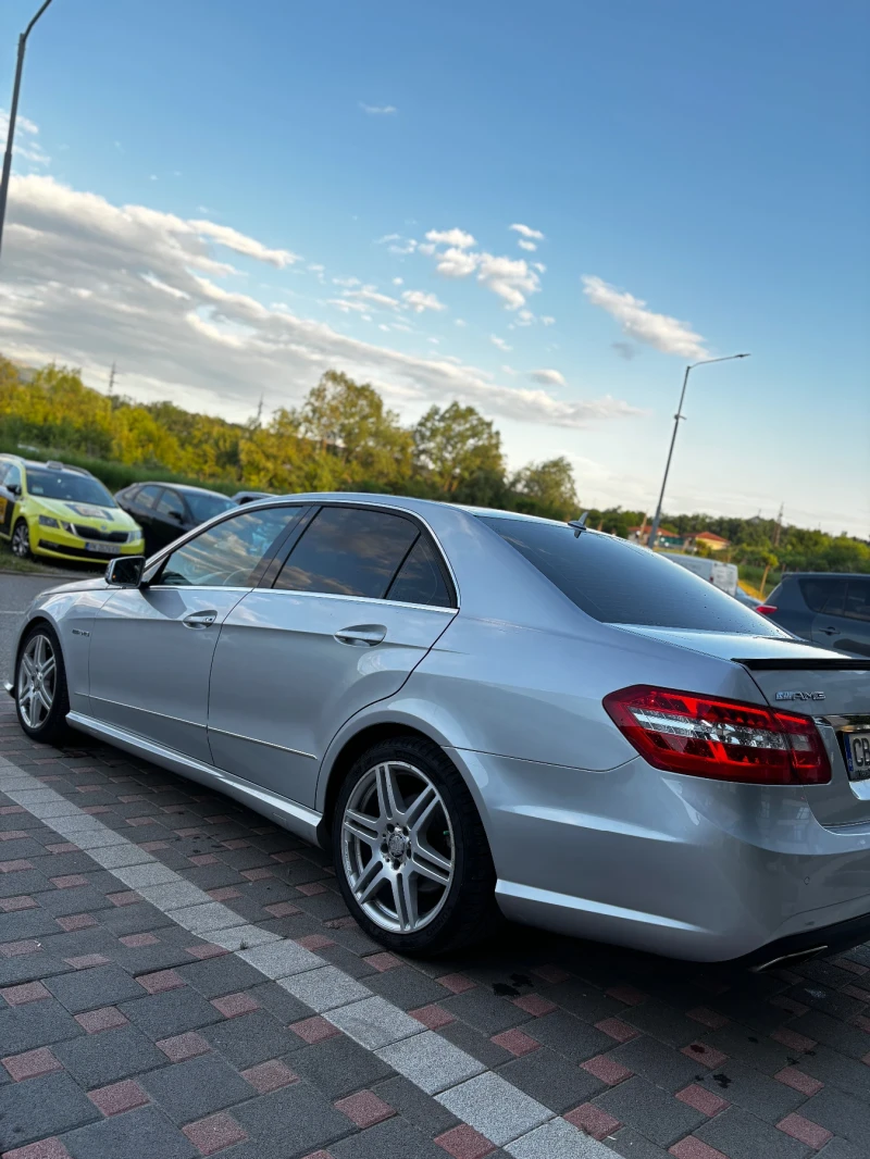 Mercedes-Benz E 350 AMG Pack, снимка 6 - Автомобили и джипове - 52041488