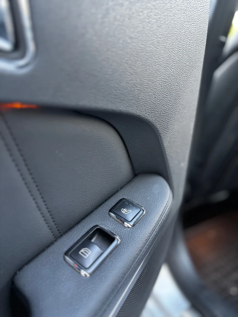 Mercedes-Benz E 350 AMG Pack, снимка 12 - Автомобили и джипове - 52041488