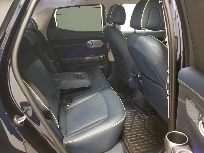 Genesis GV60 Performance w/Navy Interior AWD, снимка 16 - Автомобили и джипове - 53075944