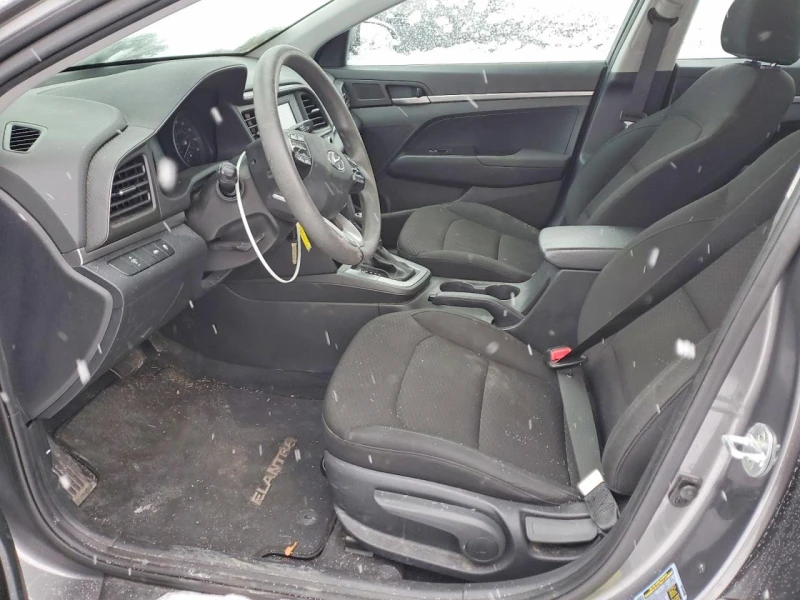 Hyundai Elantra 2.0* РЕАЛНИ КМ, снимка 8 - Автомобили и джипове - 53396740