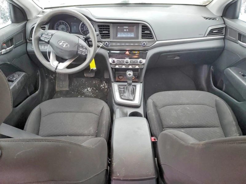Hyundai Elantra 2.0* РЕАЛНИ КМ, снимка 7 - Автомобили и джипове - 53396740