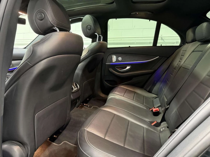 Mercedes-Benz E 450 AMG-Line * Фиксирана цена до България * CARFAX * , снимка 11 - Автомобили и джипове - 53459435