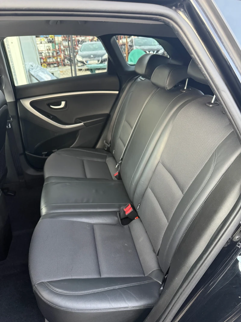 Hyundai I30 1.6CRDI Facelift Швейцария , снимка 10 - Автомобили и джипове - 53484169