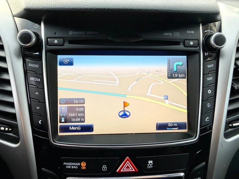 Hyundai I30 1.6CRDI Facelift Швейцария , снимка 14 - Автомобили и джипове - 53484169