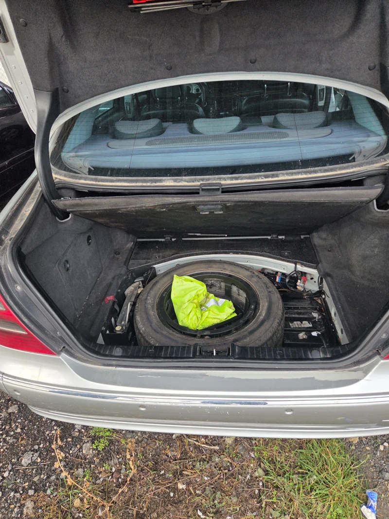 Mercedes-Benz E 270, снимка 6 - Автомобили и джипове - 53568692