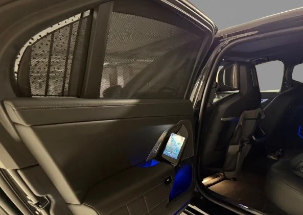 BMW 740 d xDrive  M - package , снимка 7 - Автомобили и джипове - 54137021