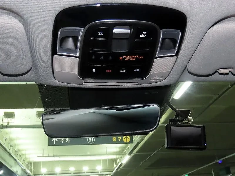Hyundai Sonata 2.0 Premium Millennial, снимка 15 - Автомобили и джипове - 55985408