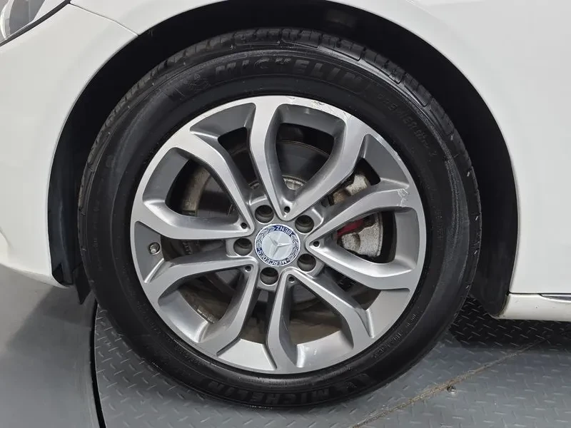 Mercedes-Benz C 200 САМО 30% АВАНС, снимка 5 - Автомобили и джипове - 56064964